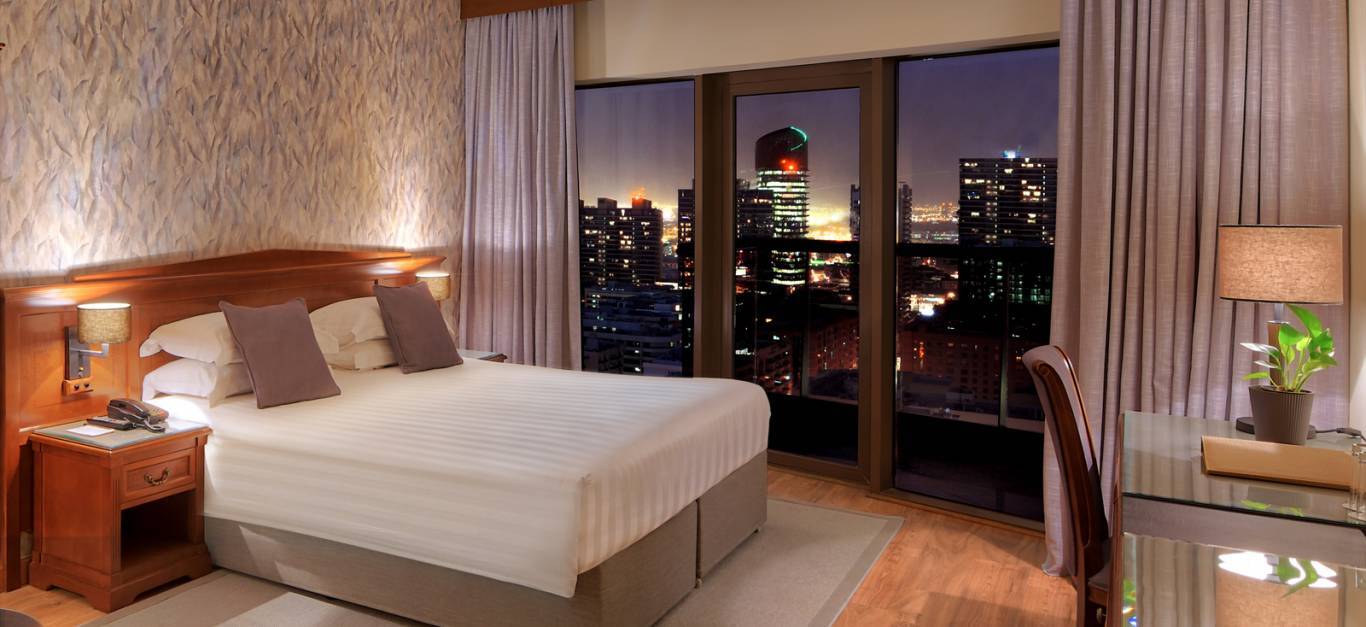 Majestic Retreat Hotel