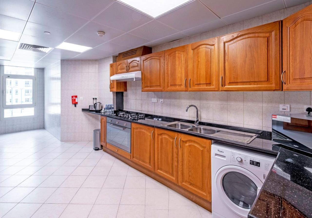 Roda Al Murooj Residences * Dubai