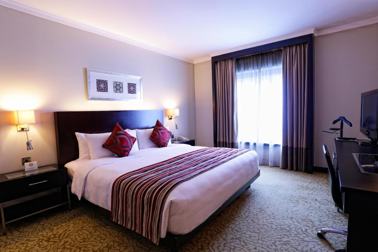 Ramada Plaza By Wyndham Deira 4*