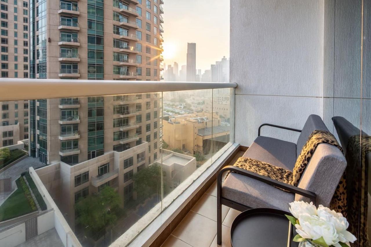 Apartment Frank Porter - Burj Al Noujoum Dubai