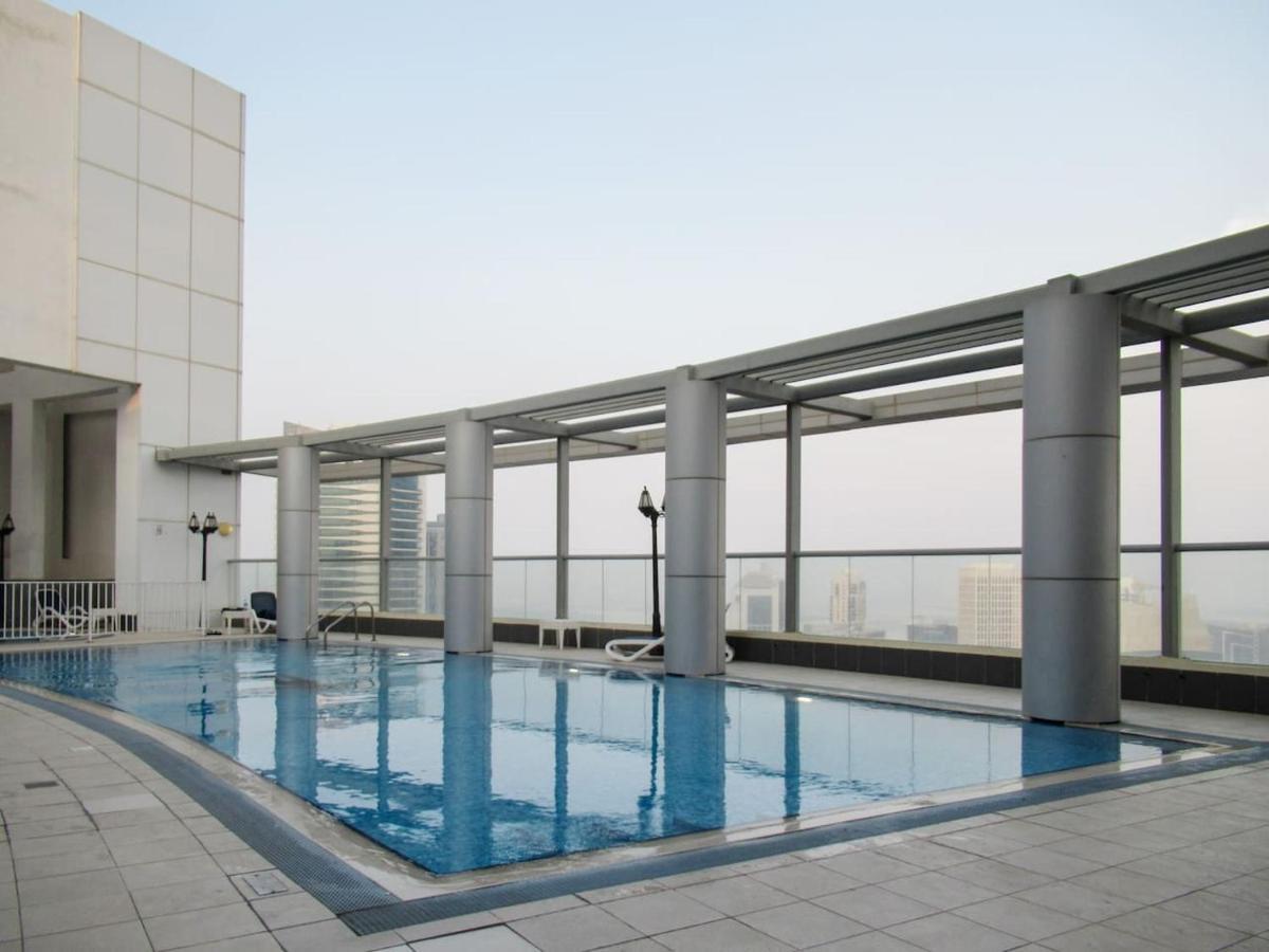 Apartment Frank Porter - Burj Al Noujoum