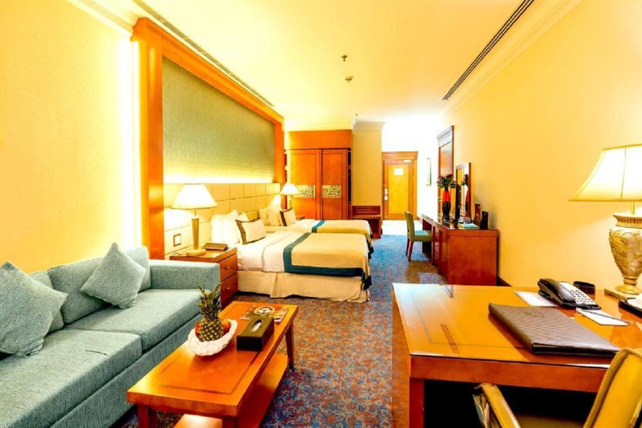 Grand Excelsior Al Barsha 4*