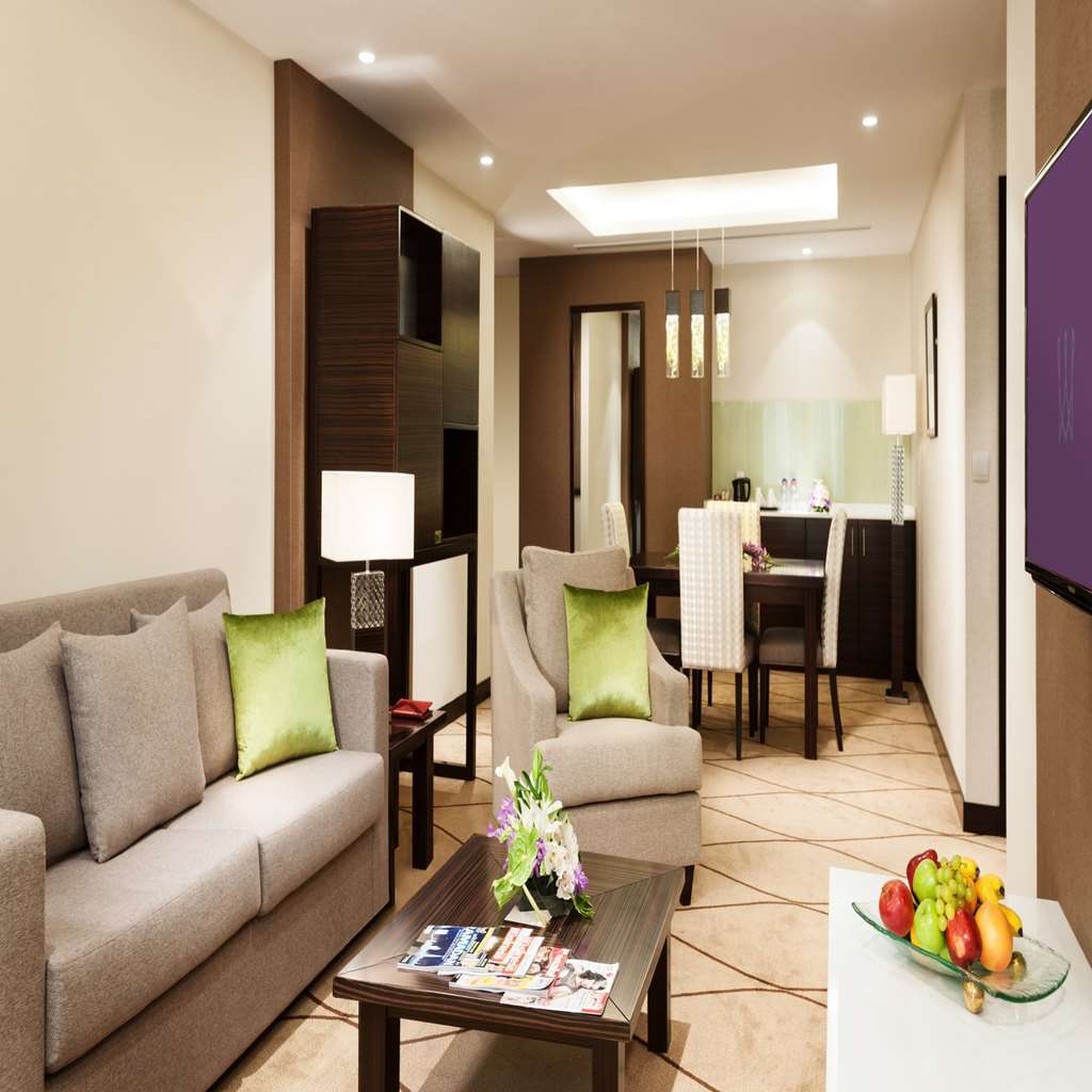 Hotel Carlton Downtown 4*