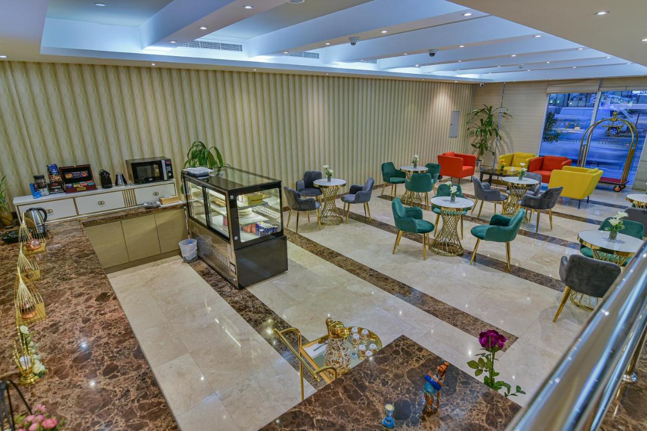 Vista Deluxe Hotel 4*