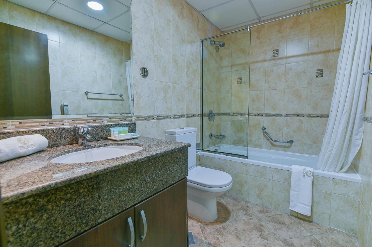 Vista Deluxe 4*