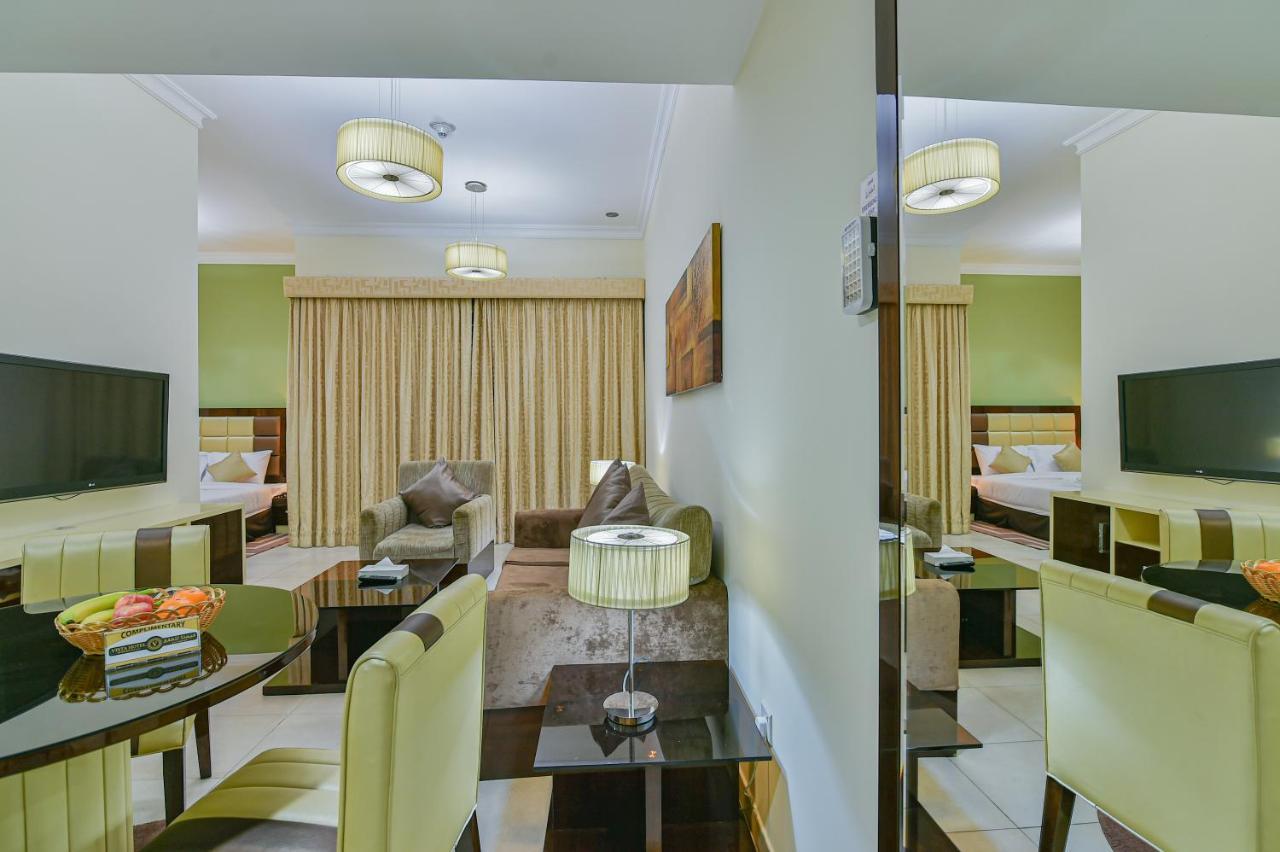 Vista Deluxe Hotel