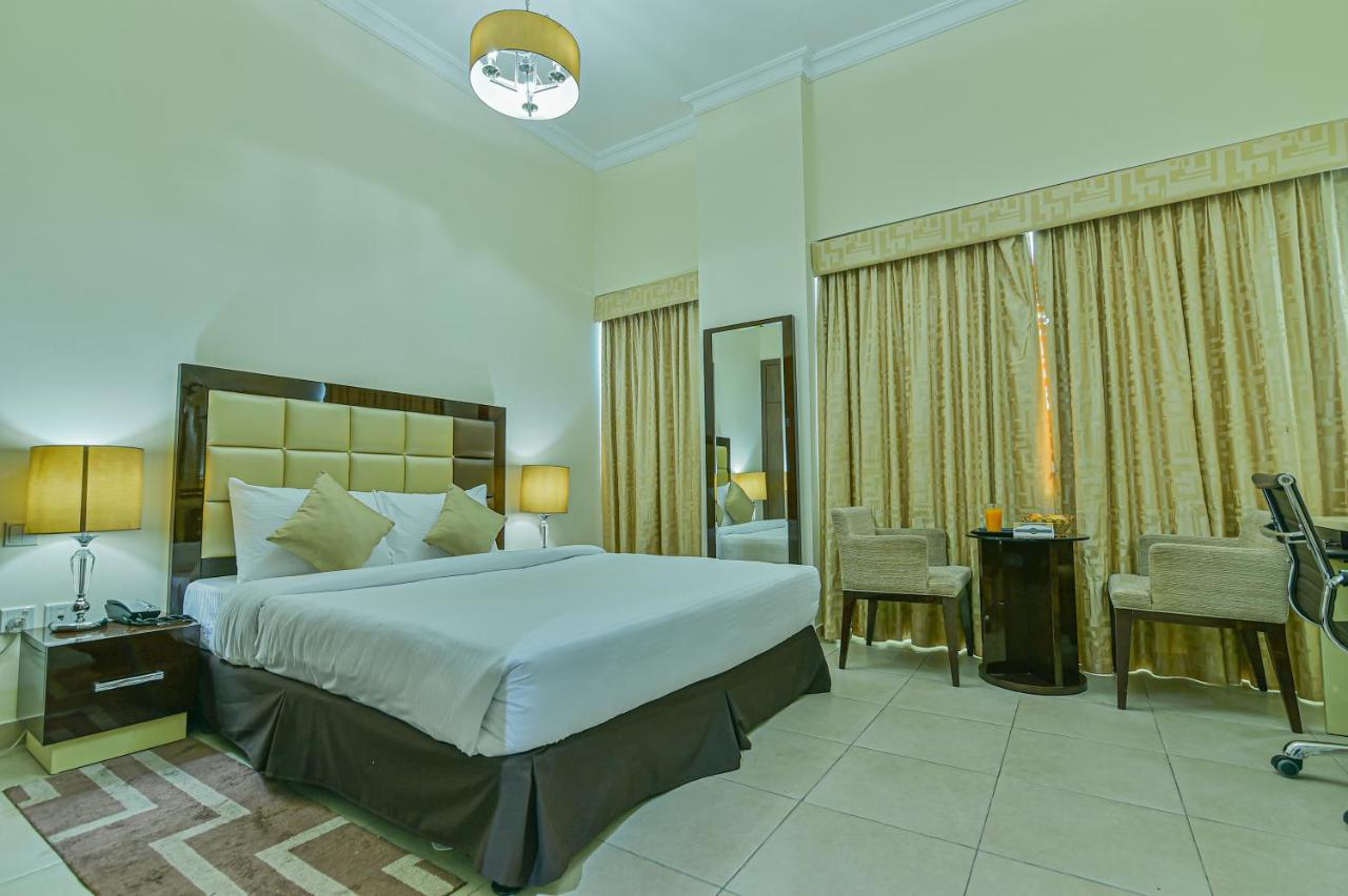 Vista Deluxe 4*