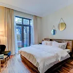 Durrani Homes - Souk Al Bahar 2Br Besides Burj Khalifa & Dubai Mall