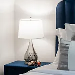 Durrani Homes - Glam Living Besides Dubai Mall- 2Br With Study Third Room Converted