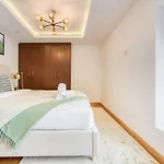 Outstanding 3Br At Sadaf 7 Jbr By Deluxe Holiday Homes