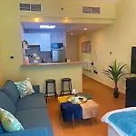 Luxury Studio In Dubai Marina -Home Away From Home!