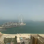 Beautiful Apartment With Amazing Sea Views
