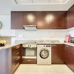 Oceanic Studio At Sky Gardens Difc By Deluxe Holiday Homes