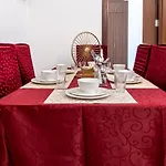 Live Spacious 3Br - All En Suite With Balcony