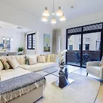 Bnbmehomes - Dashing 2B Apt In Old Downtown - 205