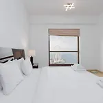 Amazing 2 Bedroom In Dubai