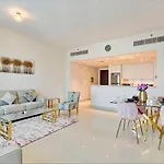 Harbour Views - Large 2 Bdr Apt - Balcony - Views