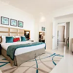 Staycae Holiday Homes - Capital Bay