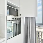 Luxurious 3 Bedroom W Maidroom In Bluewaters Island