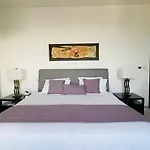 Beautiful Apartment With Amazing Sea Views