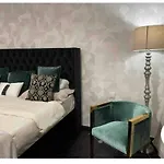 Usmans 1 Bedroom 4 Beds Jbr Huge Sea View 120 Sqm 2 Balconies