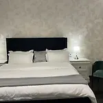 Usmans 1 Bedroom 4 Beds Jbr Huge Sea View 120 Sqm 2 Balconies