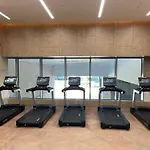 Hvr The Palm Dubai