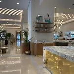 Hvr The Palm Dubai