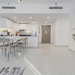 Cordial 2Br At The Pulse Residence Dubai South By Deluxe Holiday Homes