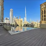 King Suite Downtown Burj Khalifa Prime Location