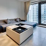 Sparkle Tower, Dubai Marina