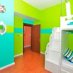 Jbr Beach Waves Hostel