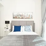 Higuests - Dazzling Apt With Panoramic View Near Burj Khalifa