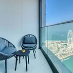 Maison Privee - Exclusive 4Br And Maid Beachfront Property W Front-Row Sea Views At Address Jbr