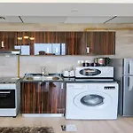 Oyo 860 Studio Apartment, Maya Tower 4, Jumeirah Village Triangle