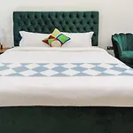 Oyo 860 Studio Apartment, Maya Tower 4, Jumeirah Village Triangle