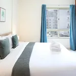 Koala & Tree - Luxurious 1Br In The Greens, Stays Up To 4 !!