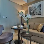 Higuests - Roomy And Chic Studio With Panoramic Canal Views