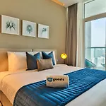 Higuests - Roomy And Chic Studio With Panoramic Canal Views