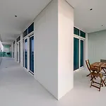 Breathtaking Atlantis View, Spacious 2Br On Beach