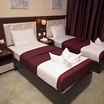 Mariana Hotel