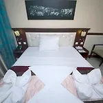Mariana Hotel