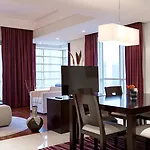 Pullman Dubai Jumeirah Lakes Towers