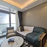 Vacay Lettings -Spotlight Infinity Pool At Paramount Tower
