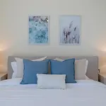 2Bdr Apartment With Full Sea View And Dubai Marina View Azure Residences