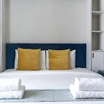 Cosy Studio With Luxurious Pool In Business Bay- Bayz Tower