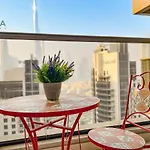 Mira Holiday Homes - Lovely Studio With Burj Khalifa View