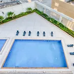 Pleasant Studio At Safir Tower 1 Business Bay By Deluxe Holiday Homes