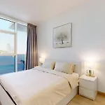 Lovely And Spacious 1 Bedroom With Extra Sofa Bed