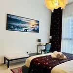 Ultimate Stay / 2 Beds / Brand-New Madinat Jumeirah Luxury / Swimming Pool View